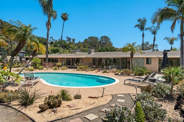11020 Horizon Hills Dr, El Cajon CA: https://media.crmls.org/mediaz/6611a1ab-1312-4d83-a2b6-ea450e251a26.jpg