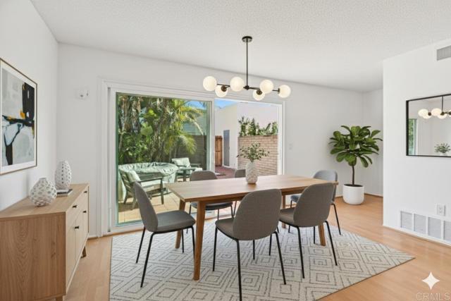 Detail Gallery Image 11 of 45 For 201 4th St a & B,  Encinitas,  CA 92024 - 5 Beds | 3/1 Baths