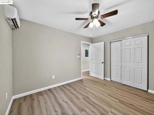408 W 19Th St, Antioch CA: https://media.crmls.org/mediaz/66129189-17d2-4deb-b19b-46122a369dc2.jpg