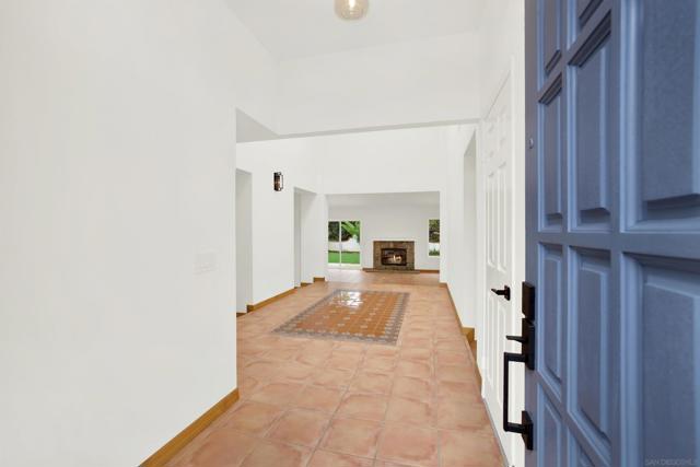 1665 Landquist Dr., Encinitas CA: https://media.crmls.org/mediaz/661357a5-7259-4844-9f2b-dd9aac5a4fb3.jpg