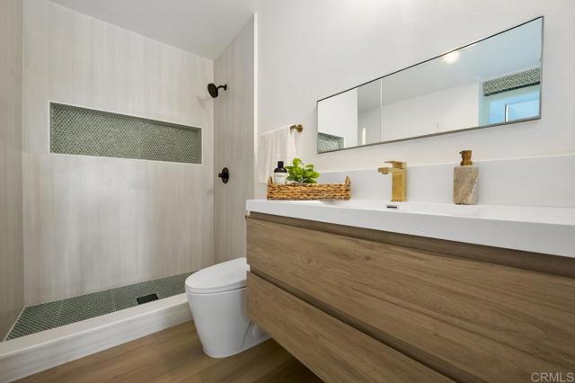 Detail Gallery Image 24 of 29 For 2041 Shadytree Ln, Encinitas,  CA 92024 - 2 Beds | 2 Baths