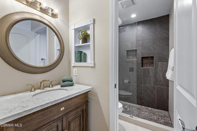 6208 Corte Antigua, Camarillo CA: https://media.crmls.org/mediaz/6613eb16-ef0a-46ae-aade-9c9974672695.jpg