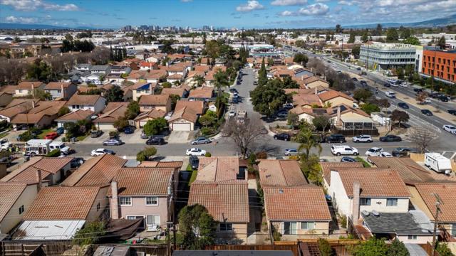 576 Mekler Drive, San Jose CA: https://media.crmls.org/mediaz/66146e88-242a-42e5-9747-9f84e05ff529.jpg