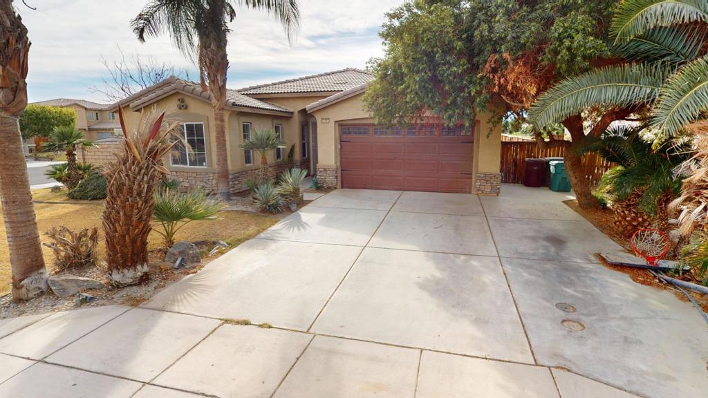 83483 Todos Santos Avenue