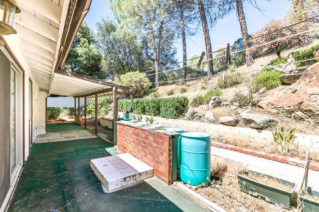 Detail Gallery Image 17 of 48 For 28721 Lebanon Rd, Pine Valley,  CA 91962 - 4 Beds | 3 Baths
