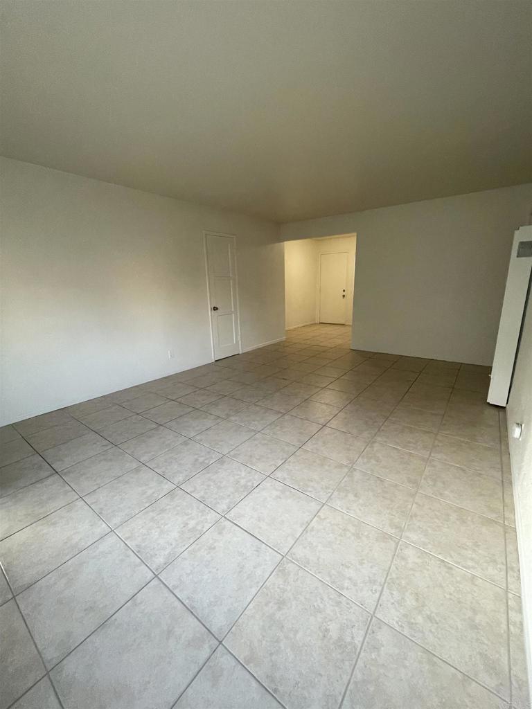 329 E 5Th Street