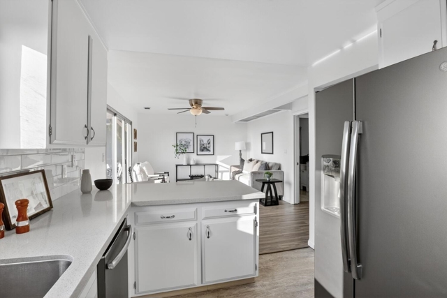 16605 Rolando Ave, Castro Valley CA: https://media.crmls.org/mediaz/66157a8d-6cbf-4411-b889-6a1859c8efee.jpg