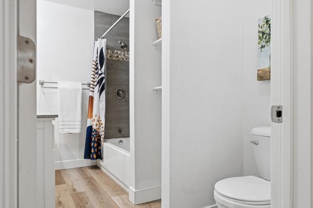 Detail Gallery Image 14 of 36 For 3370 72 Par Dr, La Mesa,  CA 91941 - 5 Beds | 4 Baths