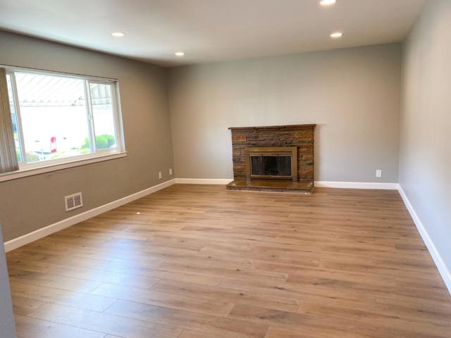 2831 Malabar Avenue, Santa Clara CA: https://media.crmls.org/mediaz/66186227-30fd-4474-a904-3d2c876dc133.jpg