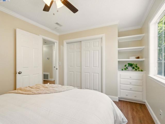 33537 Bardolph Cir, Fremont CA: https://media.crmls.org/mediaz/6619e4d5-ef50-4ae7-859f-fc18fe0da2d7.jpg