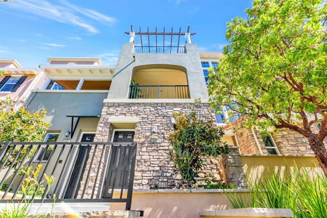 3493 Capoterra Way, Dublin CA: https://media.crmls.org/mediaz/661a6efa-85ef-42c9-bcbe-9149d6211666.jpg