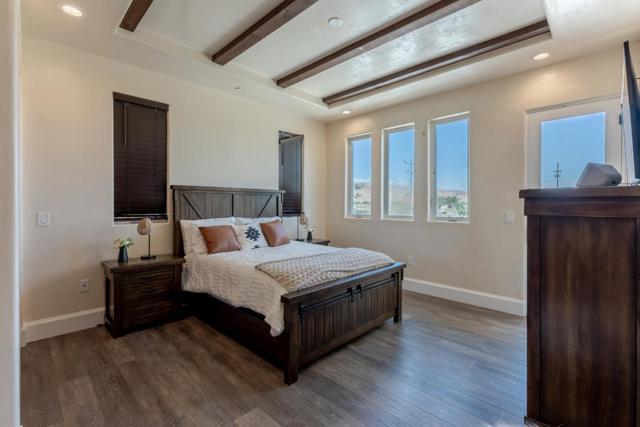 8440 Lovers Lane, Hollister CA: https://media.crmls.org/mediaz/661b19bf-38a5-47c7-846b-091300ea940a.jpg