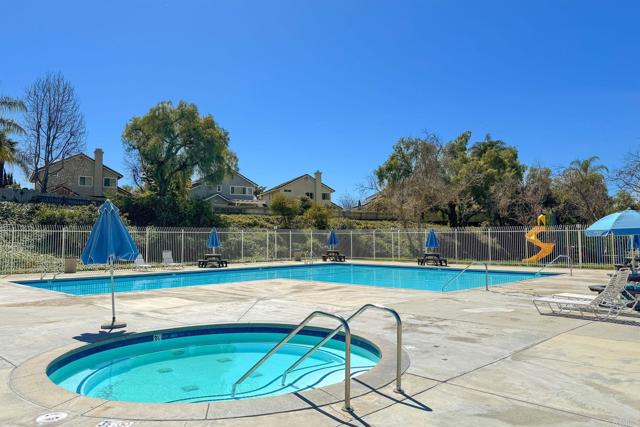 Detail Gallery Image 28 of 39 For 5349 Gooseberry Way, Oceanside,  CA 92057 - 3 Beds | 2/1 Baths