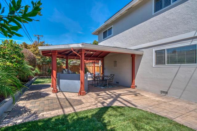 2425 Briarwood Drive, San Jose CA: https://media.crmls.org/mediaz/661baa59-2af5-4517-9b1c-095ad8a08f0e.jpg
