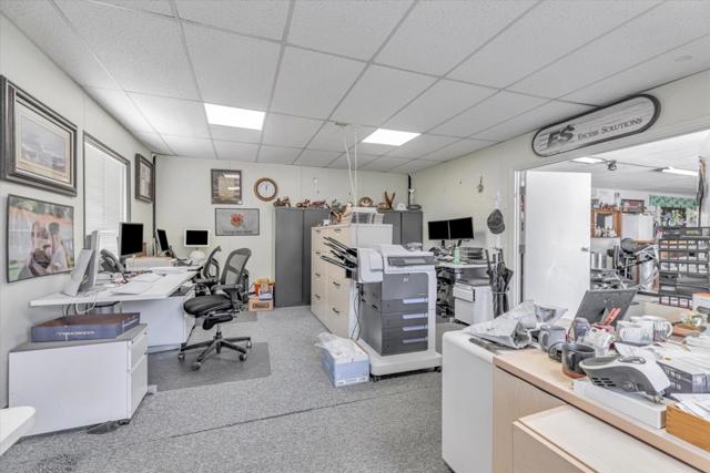 1995 Old Calaveras Road, Milpitas CA: https://media.crmls.org/mediaz/661bf14a-83bc-477c-b775-cfebd0556942.jpg
