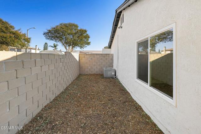 2091 Marter Avenue, Simi Valley CA: https://media.crmls.org/mediaz/661cd28c-2ddf-4988-bf0f-c3dd44a40e1e.jpg