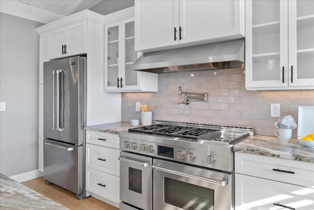 45 Shelford Avenue, San Carlos CA: https://media.crmls.org/mediaz/661e0864-c249-460b-a385-2af6eda3edcc.jpg