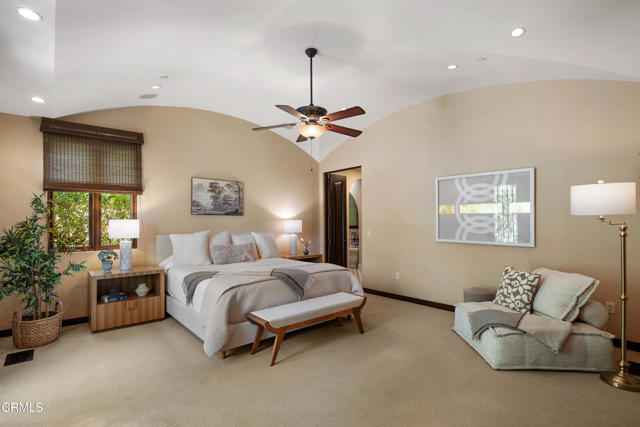 Detail Gallery Image 20 of 72 For 5065 Indianola Way, La Canada Flintridge,  CA 91011 - 5 Beds | 5/2 Baths