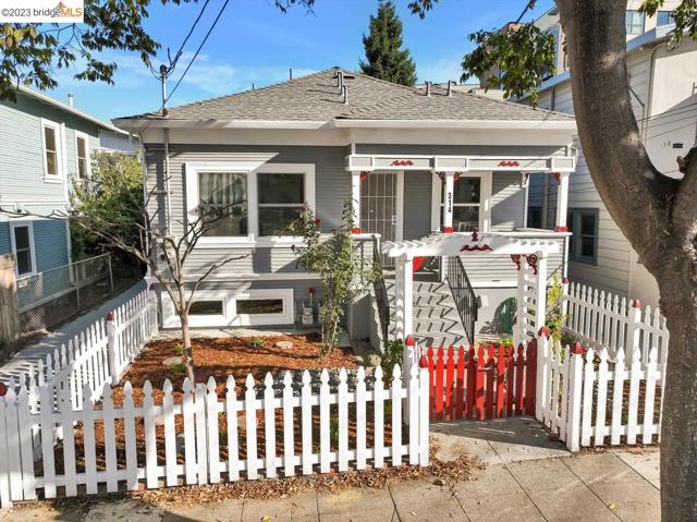 314 49Th St, Oakland, California 94609, ,Multi-Family,For Sale,49Th St,41043822