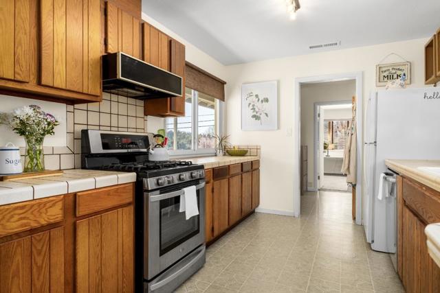 101 El Sereno Drive, Scotts Valley CA: https://media.crmls.org/mediaz/6621e947-6361-425b-8b01-b5e8dbd28d6d.jpg