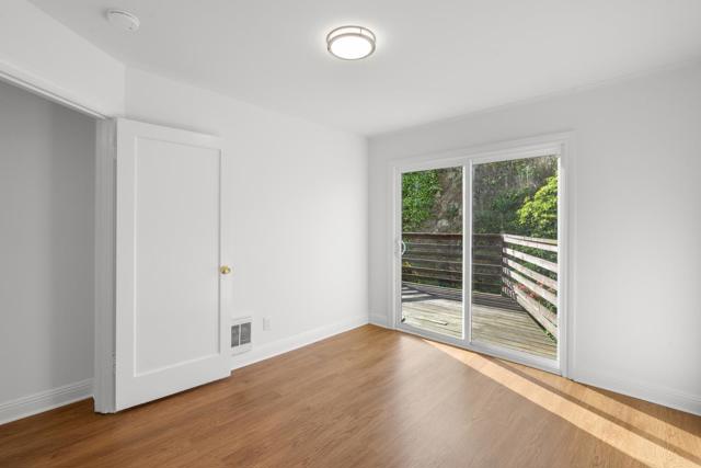 959 Avalon Avenue, San Francisco CA: https://media.crmls.org/mediaz/6622bc73-18b7-4e2f-834b-5b6c6f155a73.jpg