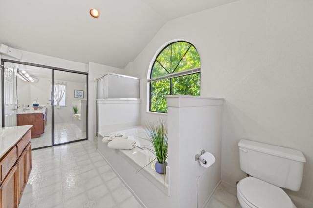 Image 24 of 45 For 3393 Sutton Loop