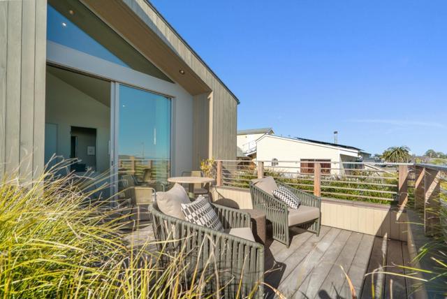 345 Oxford Way, Santa Cruz CA: https://media.crmls.org/mediaz/6623d683-ab9b-4b70-be2b-fc304c7c5821.jpg