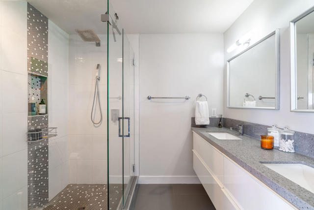 Image 30 of 48 For 2145 Southridge Drive