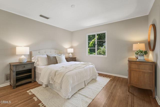 540 Woodland Road, Pasadena CA: https://media.crmls.org/mediaz/66254f54-3ac5-4a6a-9dba-96655986fbbe.jpg