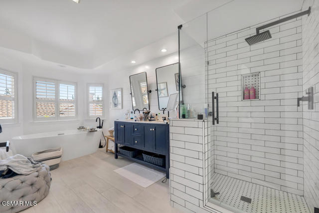 1847 Fox Springs Circle, Newbury Park CA: https://media.crmls.org/mediaz/66255972-9124-458c-a2cb-c5448b939f41.jpg