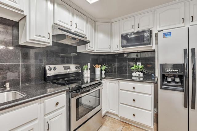 1031 Crestview Drive, Mountain View CA: https://media.crmls.org/mediaz/6625d0bc-162e-4fe5-9ed9-5a7c1e9a3e9e.jpg