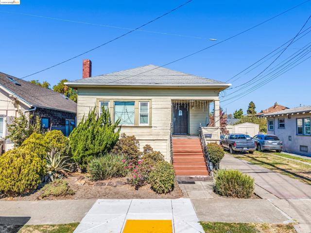 1028 61St St, Oakland, California 94608, ,Multi-Family,For Sale,61St St,41076790