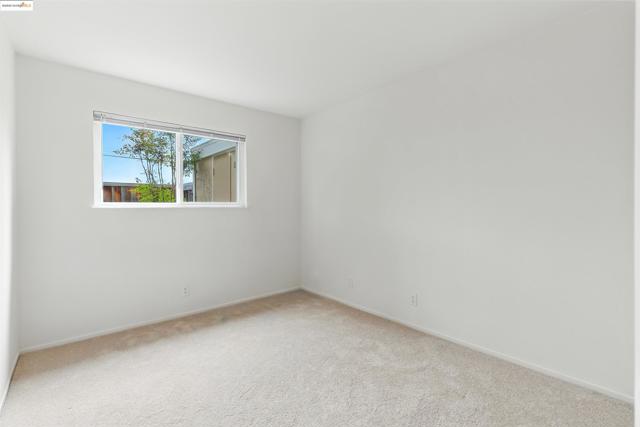 14617 Doolittle Dr, San Leandro CA: https://media.crmls.org/mediaz/66267ff9-0c80-4735-846b-6f4e59889d17.jpg