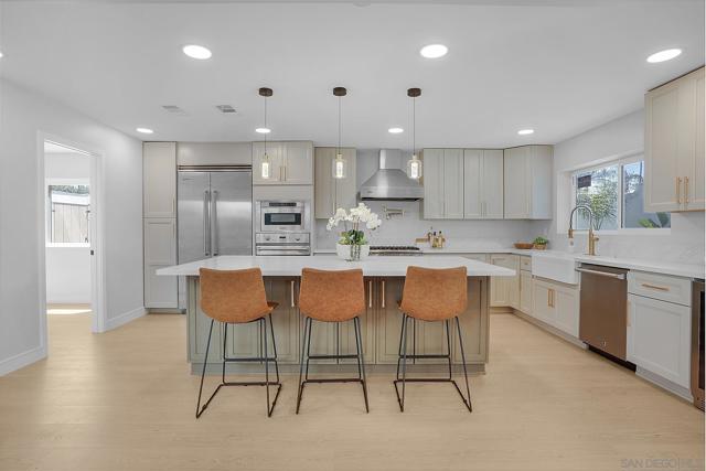 Image 4 of 55 For 6 Bahama Bnd