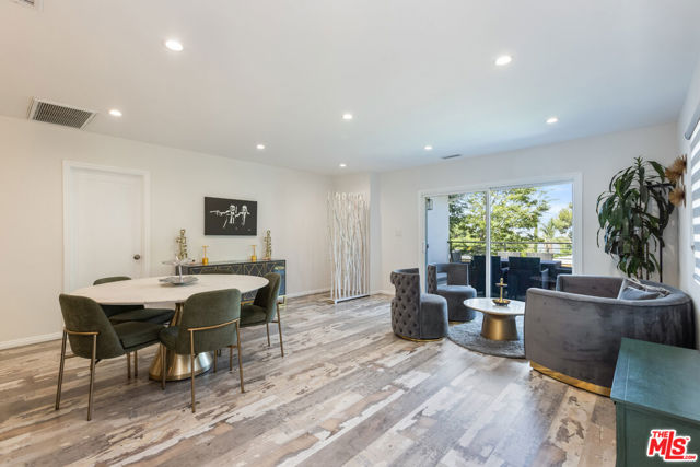 10315 Fairgrove Avenue, Tujunga CA: https://media.crmls.org/mediaz/66278e87-85c3-47a1-a415-8d9854aa157d.jpg