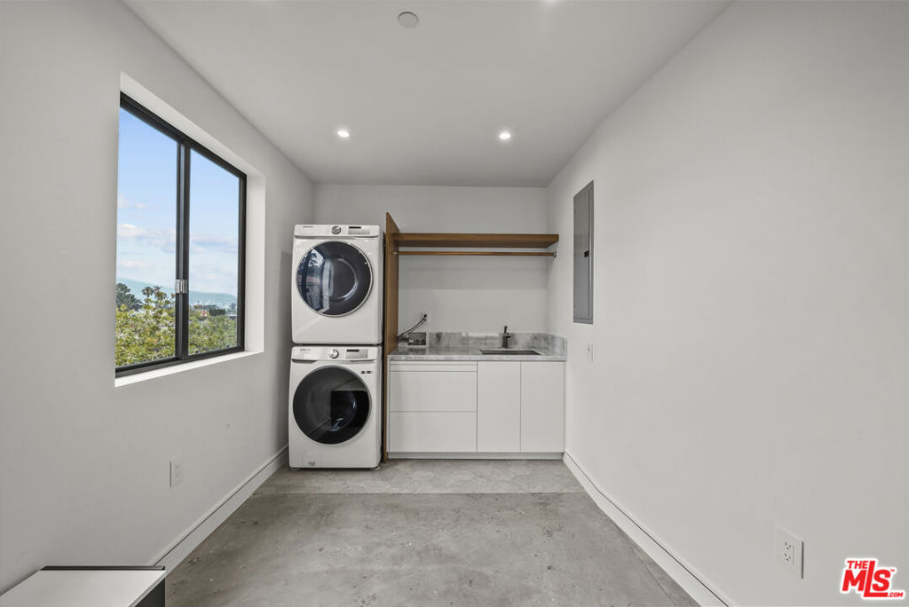 MLS #26856391 image #44