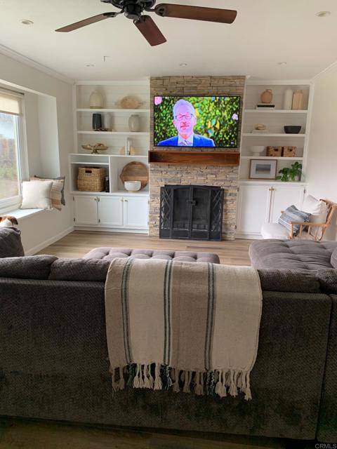 Detail Gallery Image 6 of 10 For 813 Reef, San Diego,  CA 92154 - 4 Beds | 2 Baths