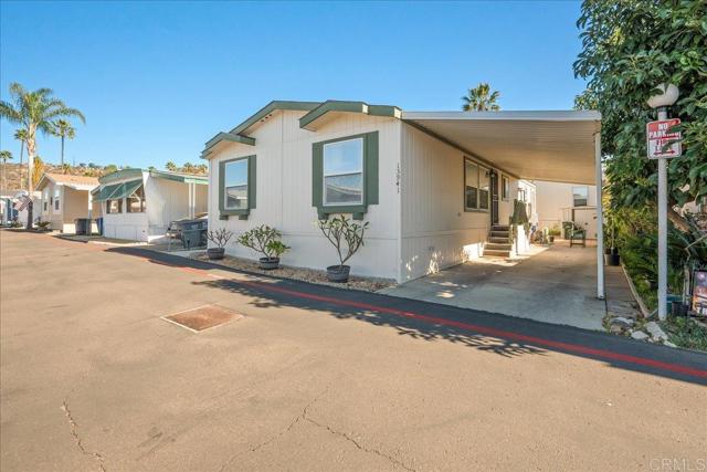 Detail Gallery Image 25 of 29 For 13941 Wisteria Ave, Poway,  CA 92064 - 4 Beds | 2 Baths