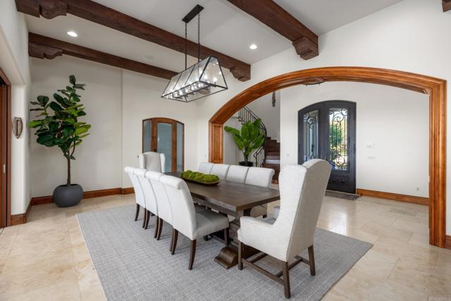 Detail Gallery Image 16 of 31 For 8136 Entrada De Luz, San Diego,  CA 92127 - 5 Beds | 5/2 Baths