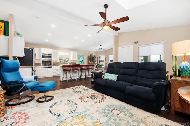 1600 E. Vista Way, Vista CA: https://media.crmls.org/mediaz/662eefa1-0ef9-4d2b-9c79-e4990cad1183.jpg