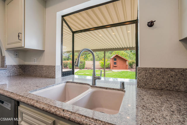2152 Coalfax Court, Thousand Oaks CA: https://media.crmls.org/mediaz/662ef87d-e4d2-4a78-b76a-8b9ea798152c.jpg