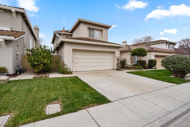 18177 Stonegate Court, Salinas CA: https://media.crmls.org/mediaz/662f195a-ad7a-4060-b4df-dbe7f33a26ef.jpg