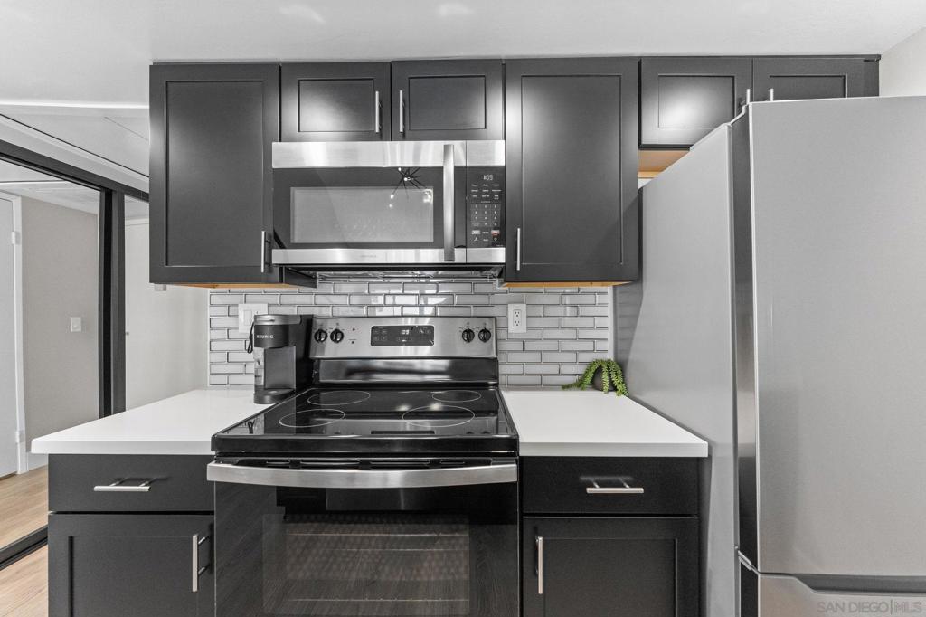 6191 Rancho Mission Rd - photo 16
