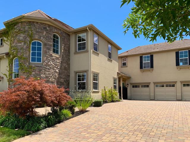 1322 Montrose Place, Pleasanton CA: https://media.crmls.org/mediaz/663058bd-e3da-43f2-ad2b-42bfe0cd5315.jpg
