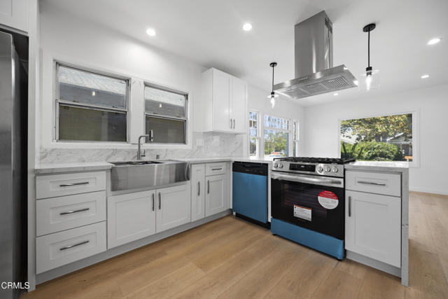 Detail Gallery Image 7 of 40 For 3609 4th Ave, Los Angeles,  CA 90018 - 2 Beds | 2 Baths