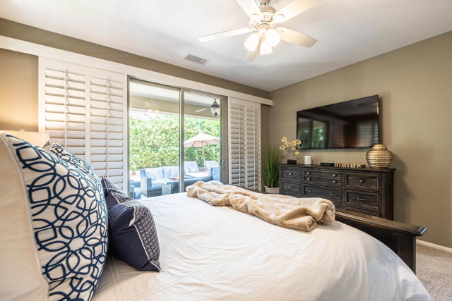 82820 Kingsboro Lane, Indio CA: https://media.crmls.org/mediaz/6632a478-b7e9-4988-9bfb-166bf41a2105.jpg