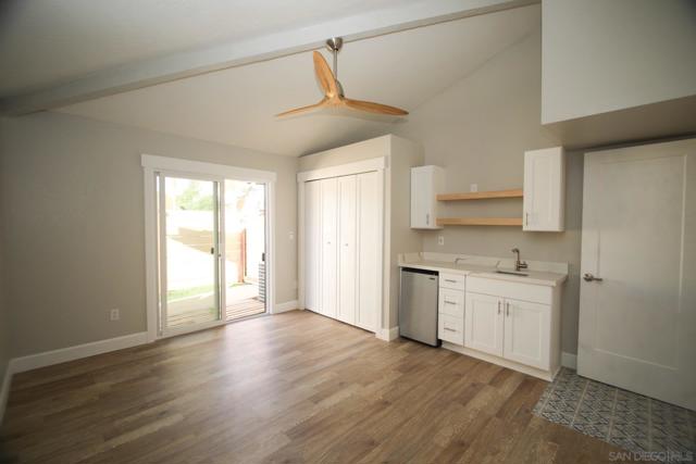 6732 Antilope St, Carlsbad CA: https://media.crmls.org/mediaz/6632bc03-847b-4e86-8b8e-22d4da86110e.jpg