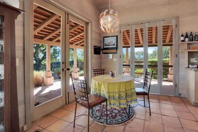 31 Asoleado Place, Carmel Valley CA: https://media.crmls.org/mediaz/66336bc6-0f34-4db6-af81-b688f1cad704.jpg