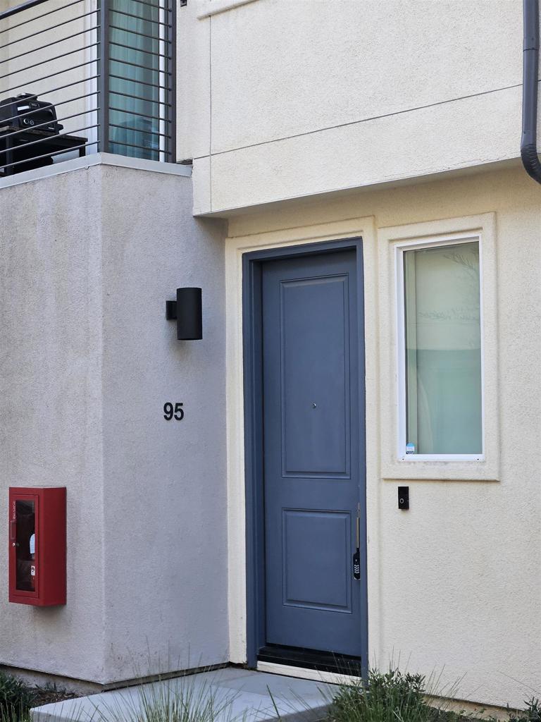 5481 Seacliff Place #95