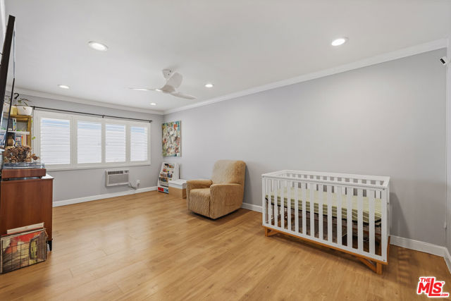 2 Bed Home for Sale in Los Angeles, California